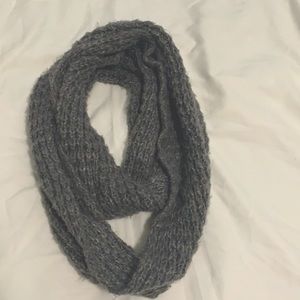 Infinity scarf